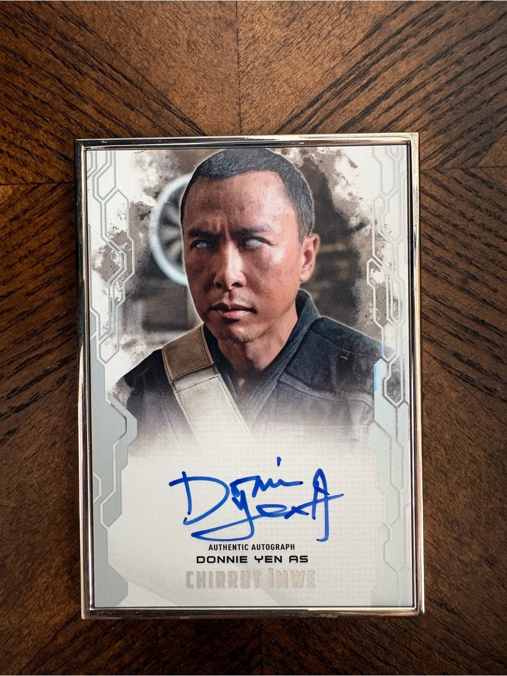 Topps Star Wars Masterwork Black & Silver Autograph Card
